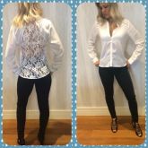 Camisa com aplicação em renda